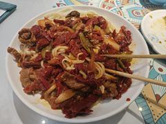 -楼兰古丽·新疆拌面·清真(华阳城店)