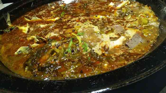 花喜鹊双花鱼火锅(直营总店)-"女友抽中的免费套餐,过去尝试了一下.