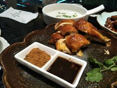 -柒园·三十年创意杭帮菜(龙湖滨江天街店)