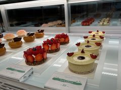 -潮一不贰·法式甜品·生日蛋糕·西式简餐(外滩店)