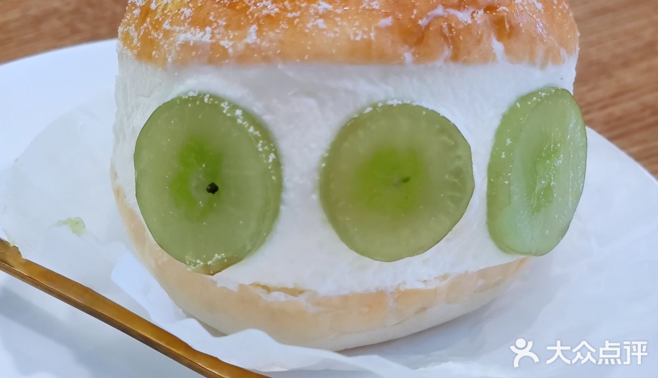 不愧是来自横滨的味道，思特堡就是地道！
