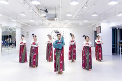 -深舞形体民族舞蹈工作室