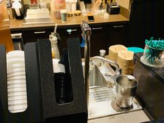 -星巴克臻选(南京金茂览秀城店)