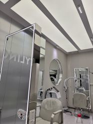 -PE SALON