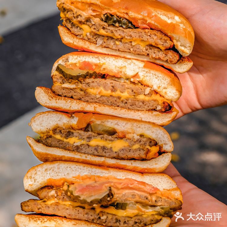 你们错过汁汁嫩牛堡我会伤心的‼多汁好吃😋