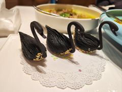 黑天鹅榴莲酥-梦都海鲜酒家(万达广场江桥店)