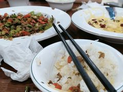 -湖南人家湘菜馆(镇江路店)
