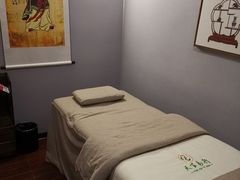 -鸿泰龙·天下易行·足道·SPA(来福士店)