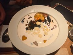 -RUXU入续糖水铺与包(卓悦中心店)