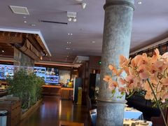 -八府香鸭·啫啫煲(华山路店)