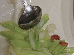 -御沪沪味园.融合菜.海鲜(斜土路店)