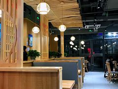 景观位-万和春排骨砂锅米饭(新业广场店)