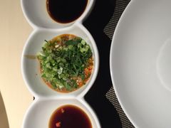 -余欢领鲜火锅(新街口店)