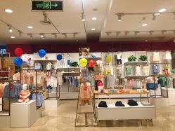 -孩子王(新北万达广场店)