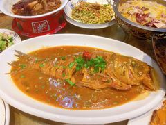 -老码头黑皮肘子锅包肉熏酱水饺(文政街店)