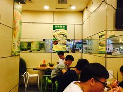 -龙咆汤包·手工现包小笼(拱北口岸店)