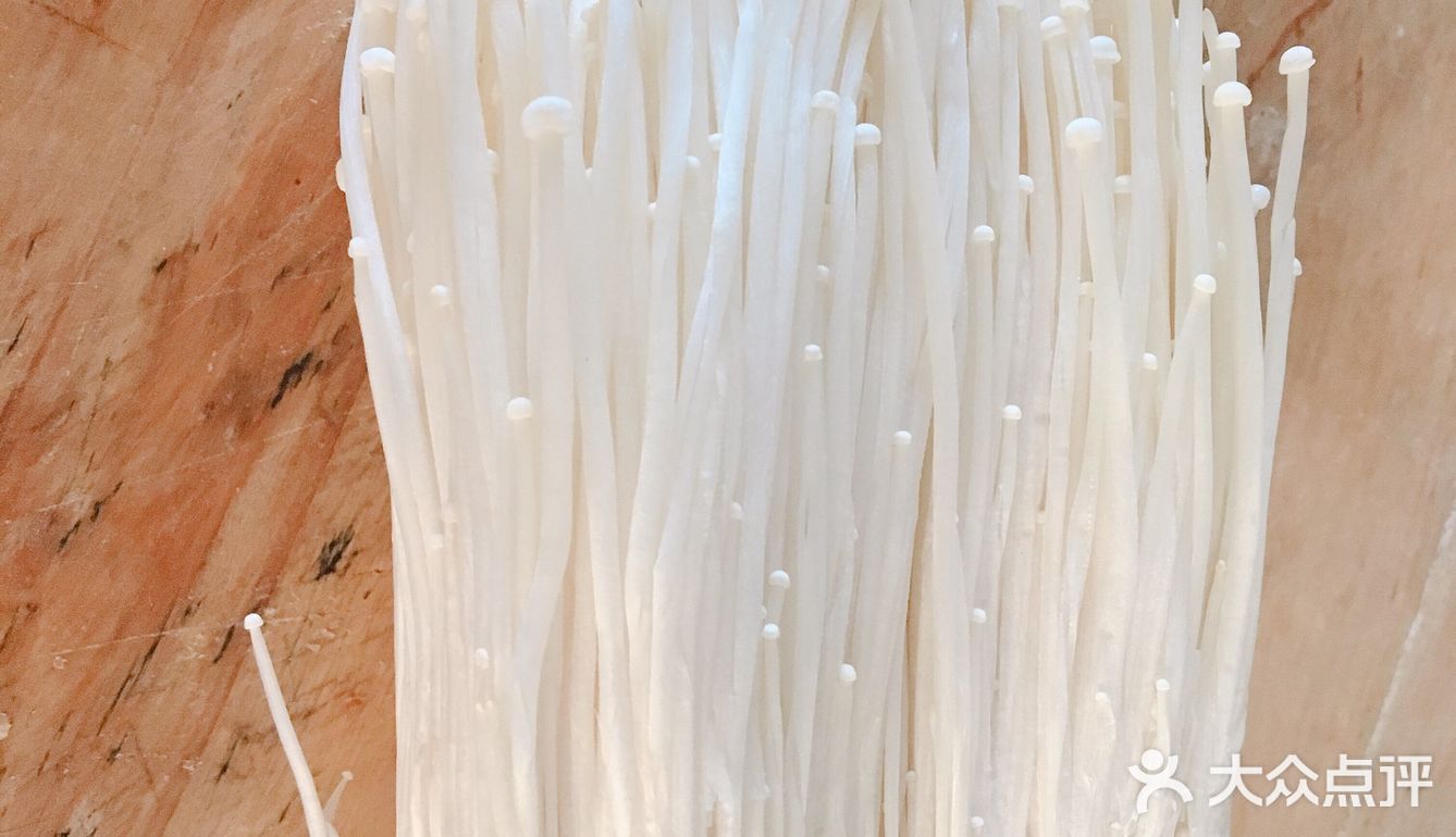 蒜蓉金针菇 刚学到的美味素食，好吃