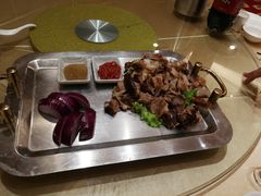 黑木烤羊腿-青岛机场富华酒店·华海厅中餐厅(香港中路店)