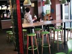 -麦当劳(庐山服务区店)