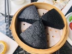 竹炭马拉糕-悦湖公馆