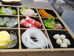 -海底捞火锅(新松江路店)