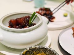 蟹粉豆腐煲-蝶园·装修中(BFC外滩金融中心店)