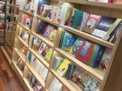 -猫的天空之城概念书店(印象城购物中心店)