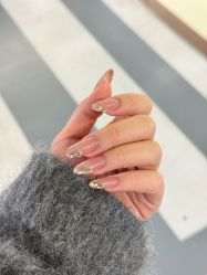 -槿里日式美甲工作室