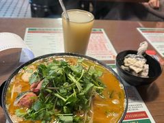 -肥汁米蘭香港米线(宁波路总店)