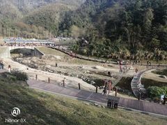 -梅岭月亮湾山体公园
