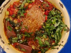 -马路边边串串香形象店(磐石路店)