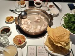 -烹然四季椰子鸡火锅(姚家园万象汇店)