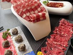 -海上明月海鲜火锅 鲜切牛肉
