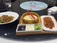 -香山湖家家宴(中山陵店)