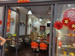 门面-香港龟正盅 手作糖水甜品龟苓膏(千灯湖环宇城店)