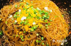 Stir-Fried Vermicelli with Leek