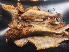 干炸小黄鱼-金谷园饺子·烧烤(人大总店)