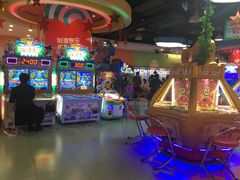 -爱玩嘉年华(龙湖源著天街店)