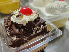 黑森林-红宝石·鲜奶小方·海派西点房(南丹店)