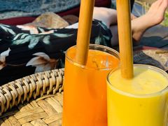 -乌托邦酒吧和餐厅