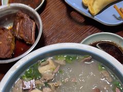 -老新隆牛肉锅贴(新街口店)