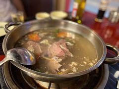 -老石黑山羊毛驴肉火锅(金凯广场店)