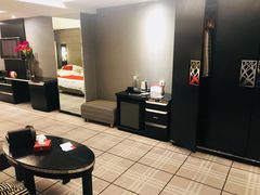 -圆子酒店(南宁金湖广场地铁站店)