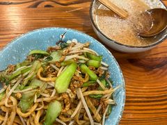 -陈八两面家(华孚写字楼店)