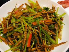-柒园·三十年创意杭帮菜(龙湖滨江天街店)