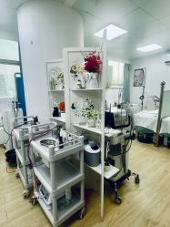 -金品苗方专业祛痘中心