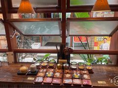 -银米·云南传统过桥米线(双廊黑金冠店)