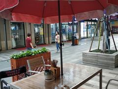 露天位-朱洪元苏式面馆(绿宝广场店)