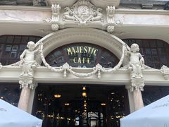 -Majestic Café