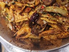 -嘎嘎鸭下巴·爆辣干锅(明教寺店)